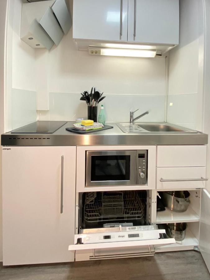 1,5 Zimmer Apartment In S-Bahn Naehe, 35 Qm, Max 4 Pers, Zentral, Private Terasse, Internet 250 Mbit Gaertringen Ngoại thất bức ảnh